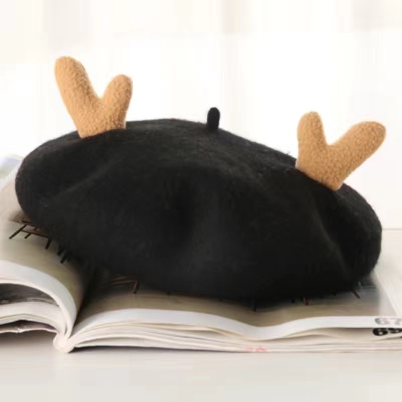 Creative Berets For Christmas