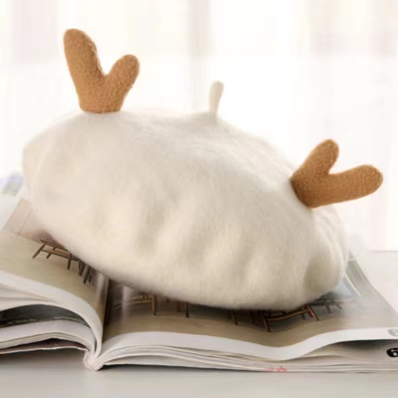 Creative Berets For Christmas